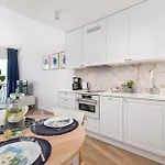 公寓 Bulwar Zachodzacego Slonca Z Widokiem Na Morze By Renters