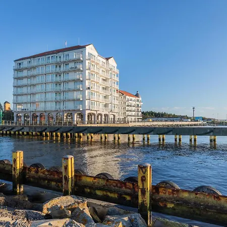 Apartament Bulwar Zachodzącego Słońca Z Widokiem Na Morze By Renters *