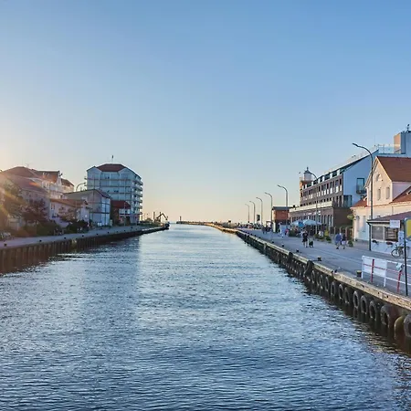 Daire Bulwar Zachodzacego Slonca Z Widokiem Na Morze By Renters Darlowko