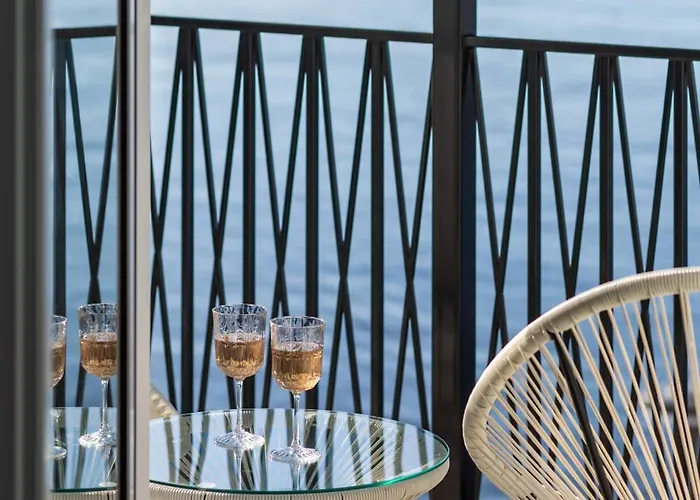 Bulwar Zachodzacego Slonca Z Widokiem Na Morze By Renters *