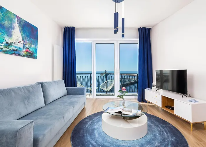 Bulwar Zachodzacego Slonca Z Widokiem Na Morze By Renters